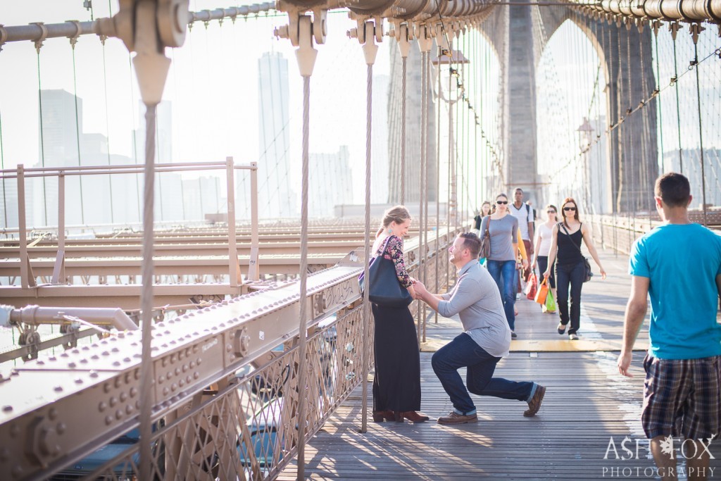 proposal on Brooklyn bridge